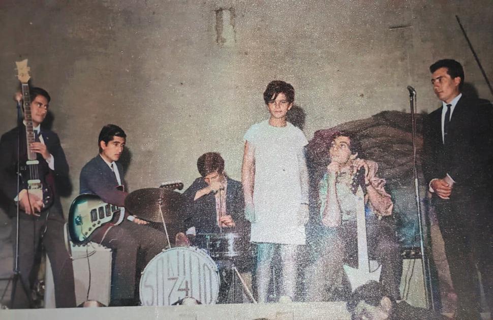 EN LOS 60. Actuación de la banda en Aguilares. 