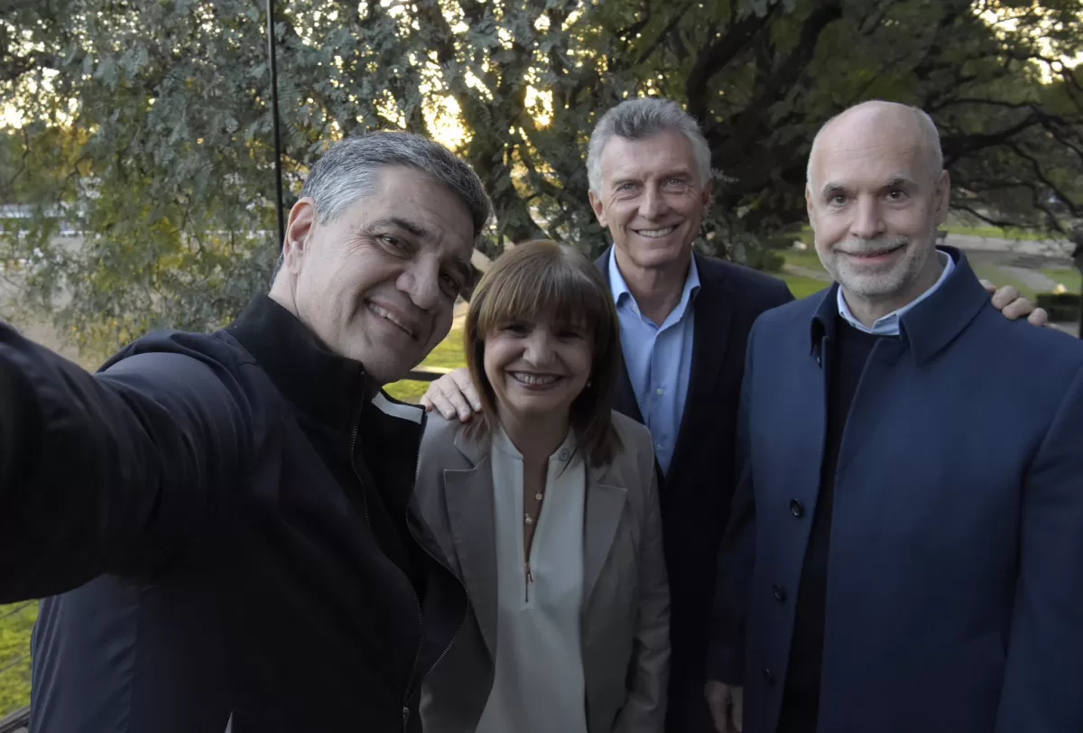 LA FOTO DE LA UNIDAD. Larreta, Bullrich y Macri, juntos.