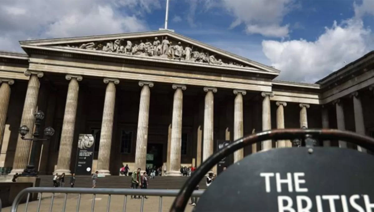 ALERTA. Las puertas del Museo Británico fueron cerradas y las instalaciones evacuadas después del incidente.