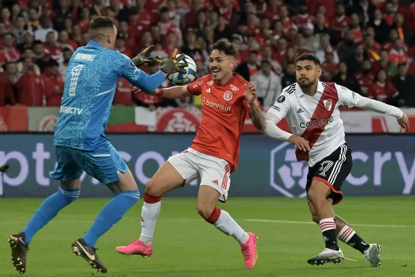 Por penales, River perdió ante Internacional y quedó fuera de la Copa Libertadores