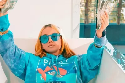 La rapera e influencer Lil Tay murió a los 14 años de manera “repentina y trágica”