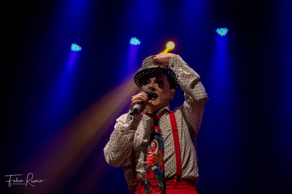 Pablo Vera repasa su vida sobre y abajo del escenario