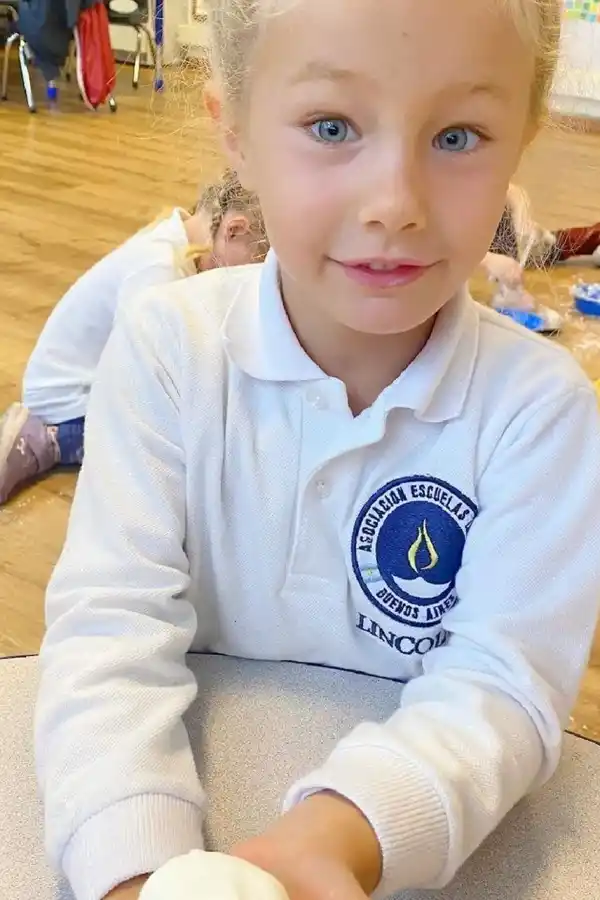 Luciana Salaza envía a su hija a un colegio de elite