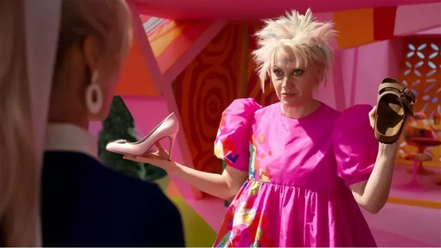 Kate McKinnon en la película Barbie.