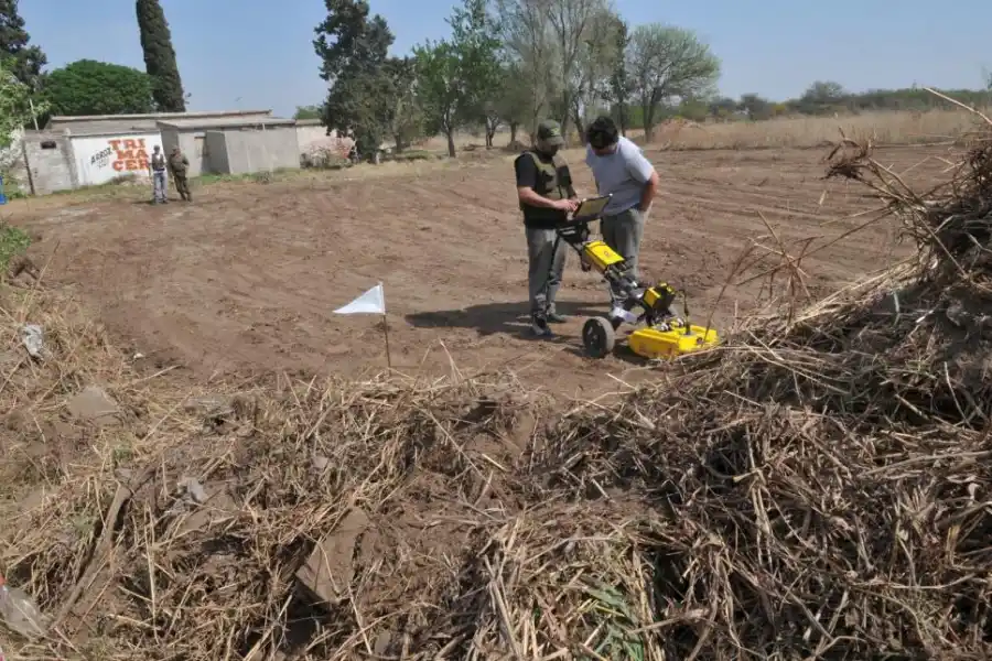 TRABAJO. La búsqueda de Marita se extendió por todo el país. 