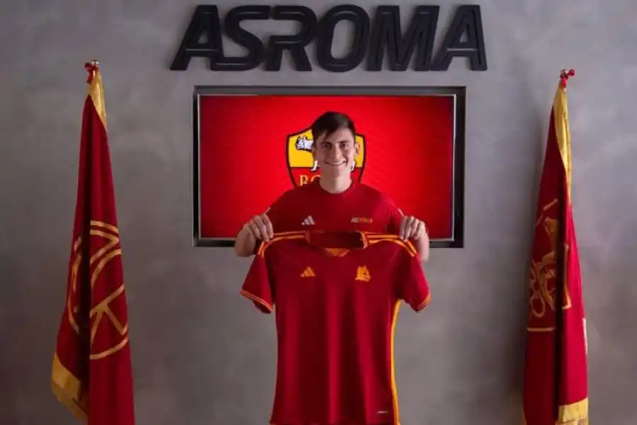 MUCHO FUTURO. Solbes sorprendió con su llegada a Roma. 