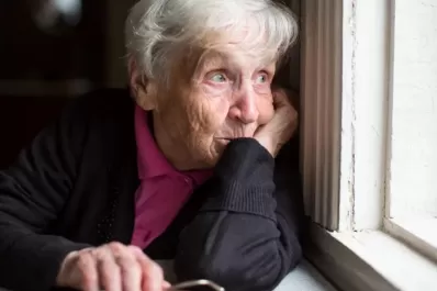 La desigualdad cultural, social y económica nos hace envejecer más que la edad