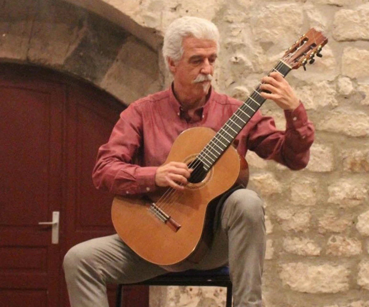 PRESTIGIOSO. Víctor Villadangos estudió y enseño en el Conservatorio Juan José Castro; hoy actúa en el Virla.
