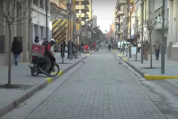 Habilitaron la semipeatonal de calle 9 de Julio al 200, en la capital