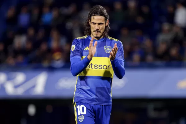 Con un golazo de Cavani, Boca venció a Platense en La Bombonera
