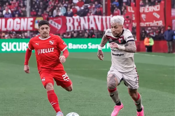 Colón le ganó con lo justo a Independiente en Avellaneda