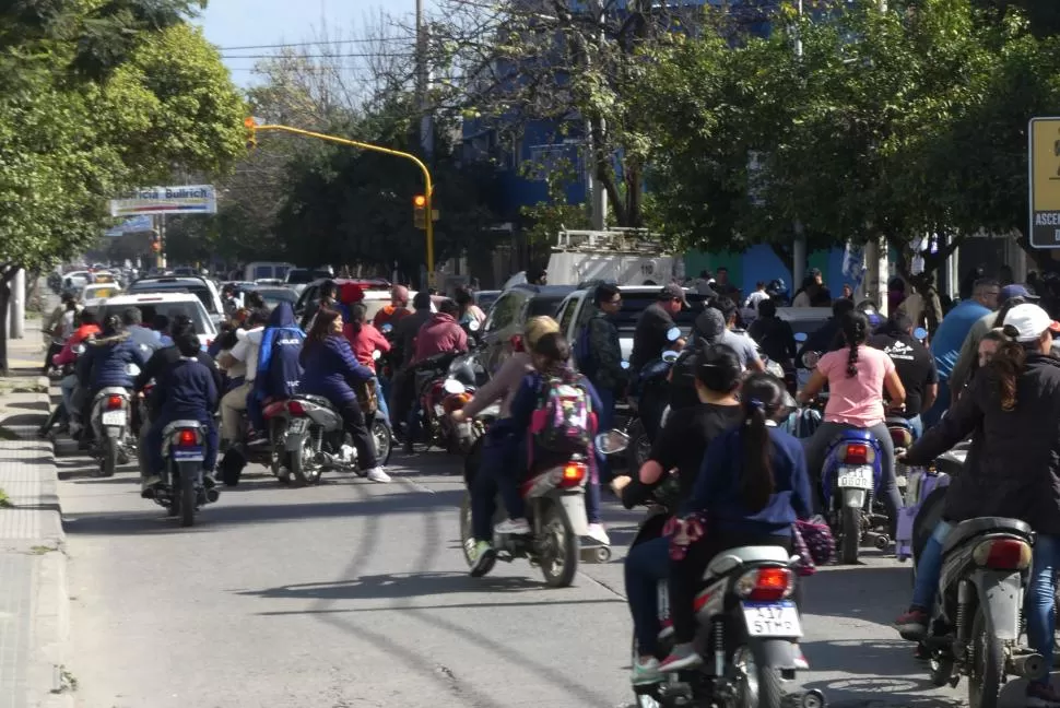 SECUESTRADOS. Los rodados retenidos por infracciones se amotonan en predios municipales. FOTOS LA GACETA/ Osvaldo Ripoll
