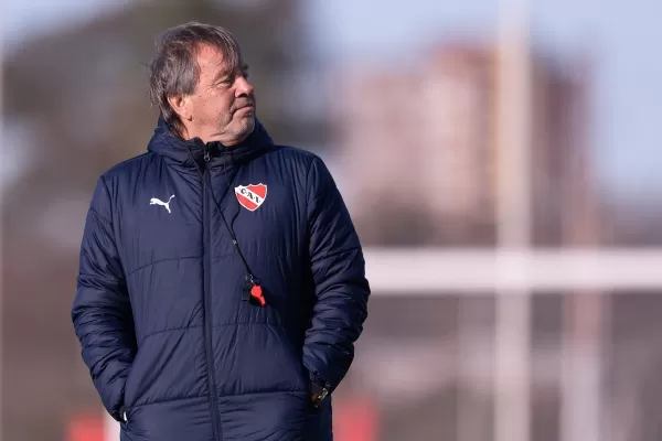 Ricardo Zielinski renunció como DT de Independiente tras la derrota ante Colón