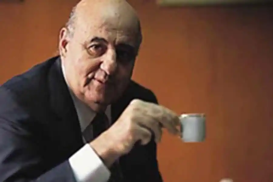 El análisis de Jorge Asís: como los billetes de Gostanian