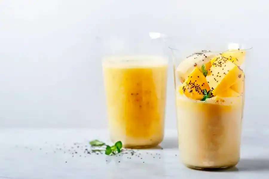 El mango y la banana helados son ideales para frenar el reflujo gástrico.