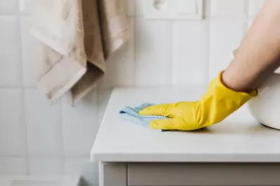 Bono para el empleo doméstico: de cuánto es el refuerzo y cuándo se pagará