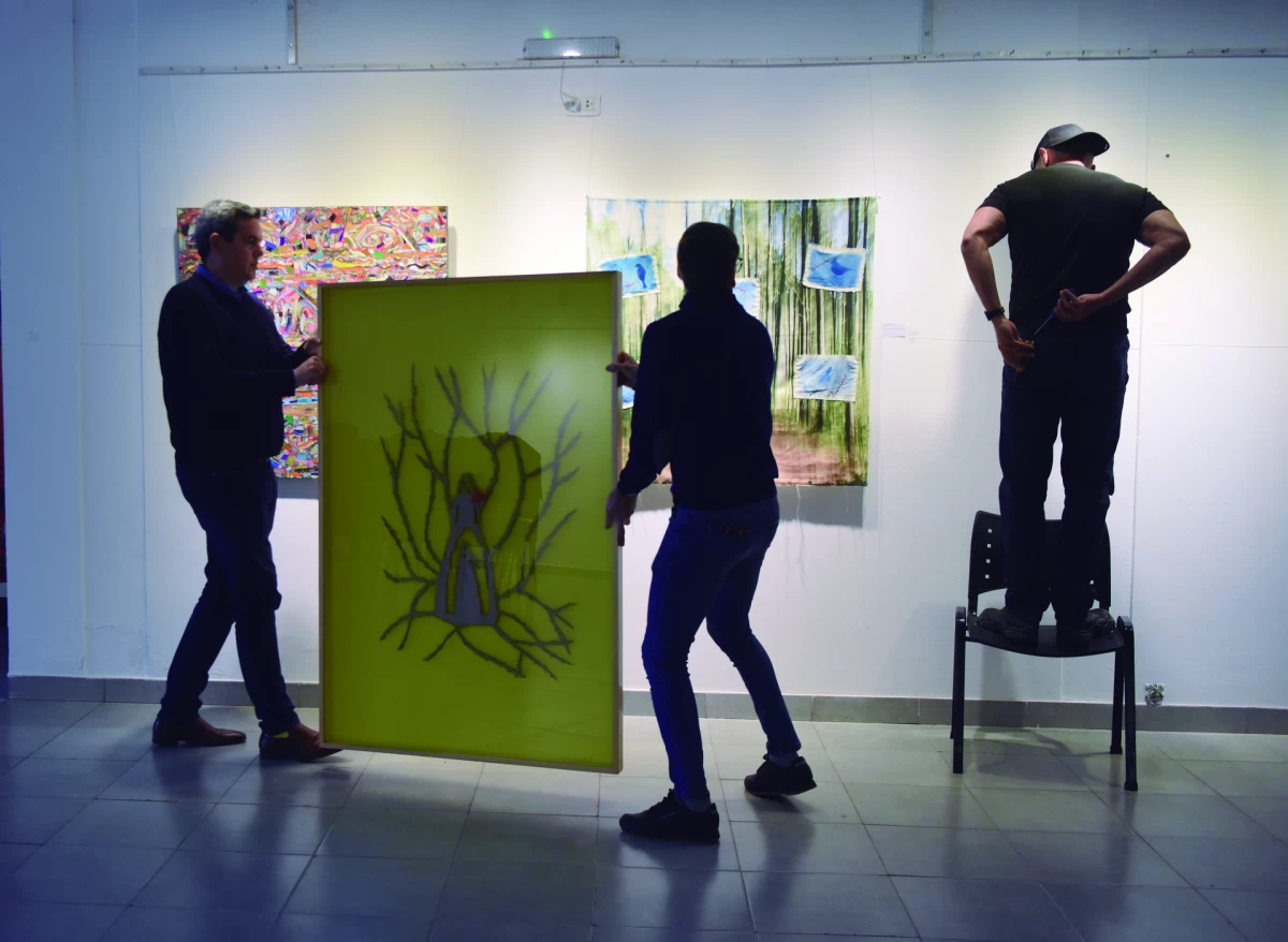 Yerba Buena inauguró el primer salón de Artes Visuales en la Casa de la Cultura
