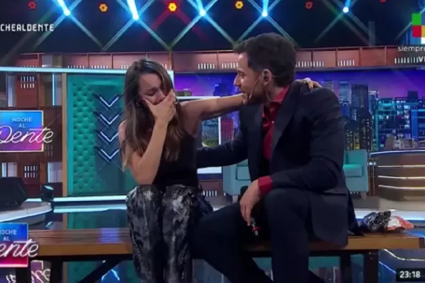 Video: Pampita no pudo contener la emoción y rompió en llanto en plena entrevista