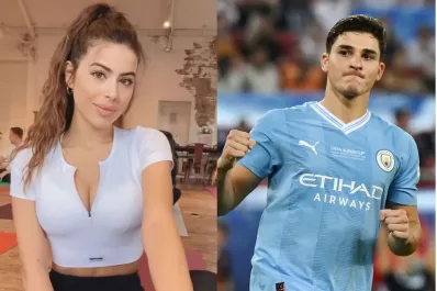 Sara Duque, la profesora de inglés de Julián Álvarez, se mudó a la Argentina y la no reacción del jugador es lo más comentado en las redes