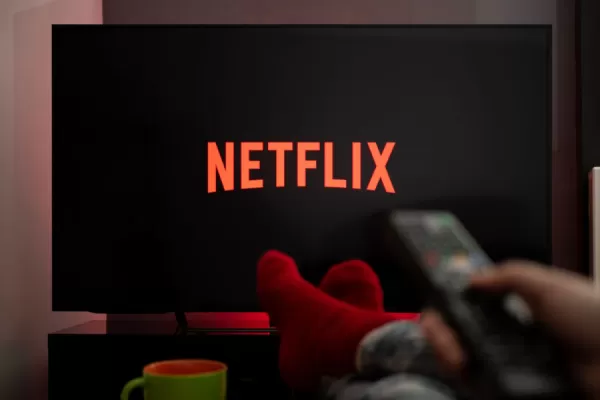 La atrapante serie de Netflix que es furor en Argentina: robo, defensa y mucho suspenso