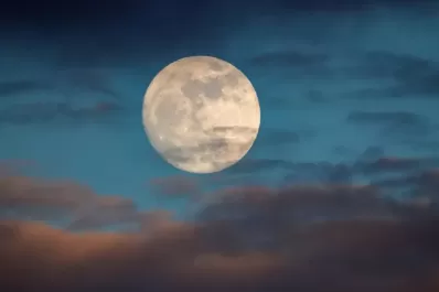 Superluna Azul de agosto 2023: cómo impactará en el ascendente de cada signo del zodíaco