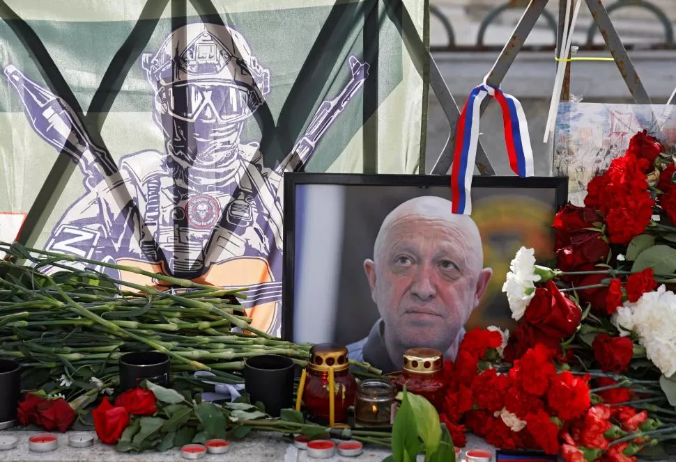   La muerte de Prigozhin desata dudas acerca de qué rumbo tomará el grupo mercenario Wagner, refugiado en Bielorrusia