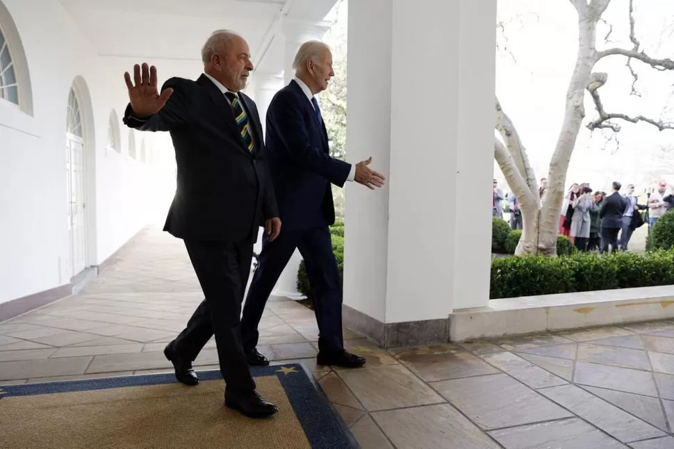 REUNIÓN. Lula promoverá un encuentro con Biden en septiembre.  