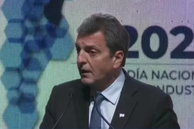 Día de la Industria: Massa anunció que se liberan las importaciones para las PyMEs