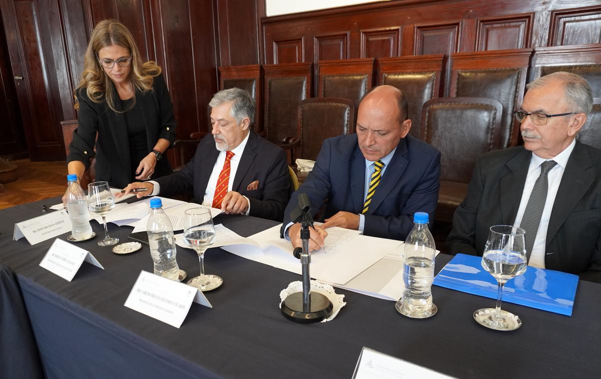 Firmaron un 'Convenio de Cooperación y Colaboración' entre la Corte de Tucumán y los poderes judiciales del Noroeste
