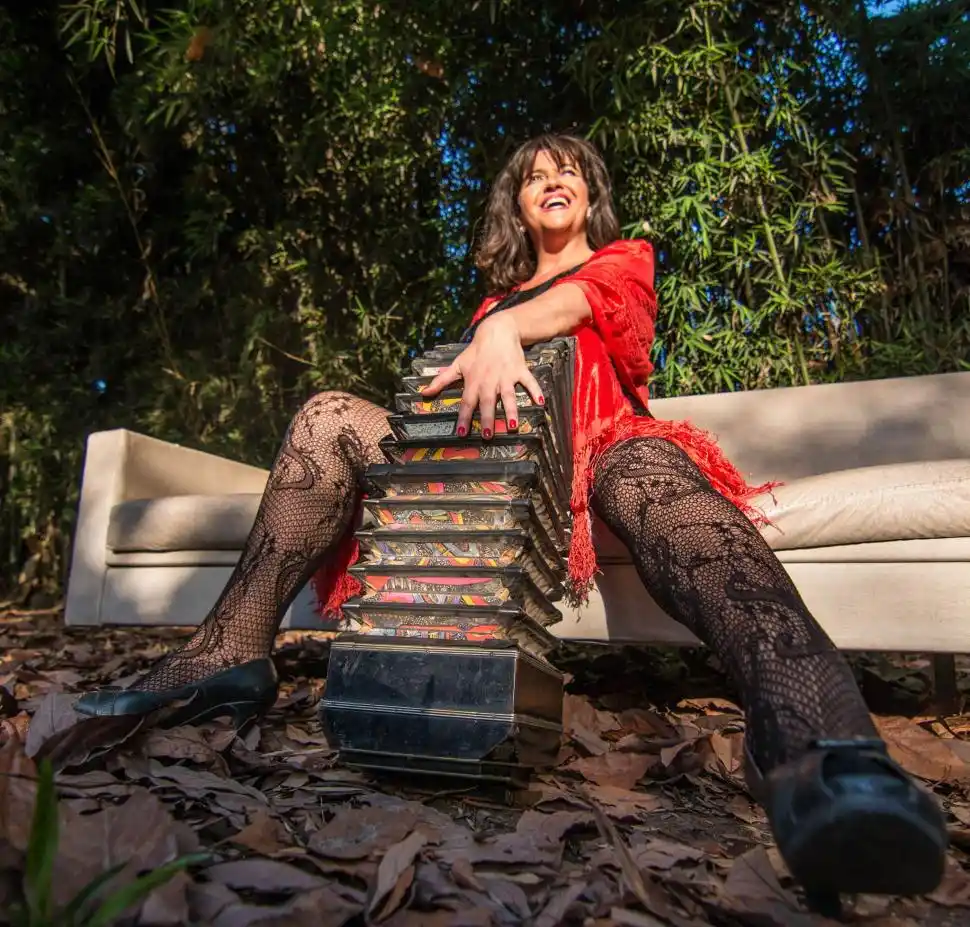 MARIELA ACOTTO. Una voz en “La Milonga del Septiembre”. 