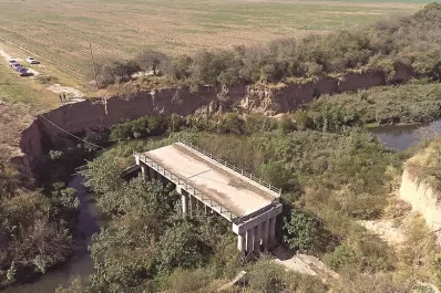 El mal estado de las rutas, en imágenes: así están los caminos y puentes en el interior de la provincia