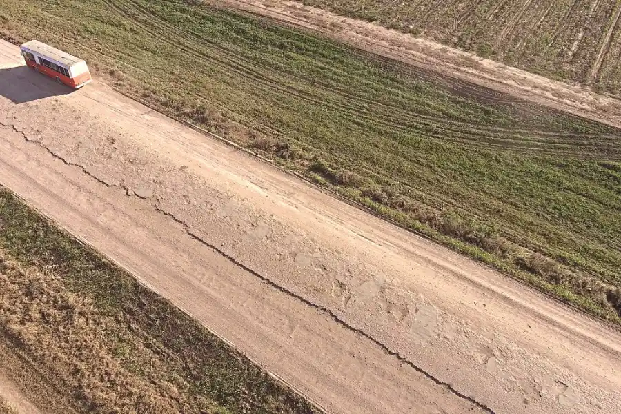 El mal estado de las rutas, en imágenes: así están los caminos y puentes en el interior de la provincia