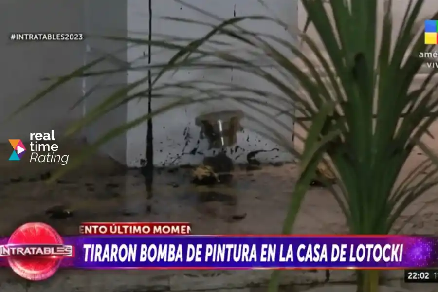 Tiraron bombas de pintura en la casa de Aníbal Lotocki