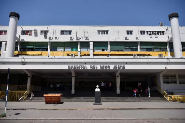 Le realizaron con éxito una delicada cirugía a una beba de cinco meses en el Hospital del Niño Jesús