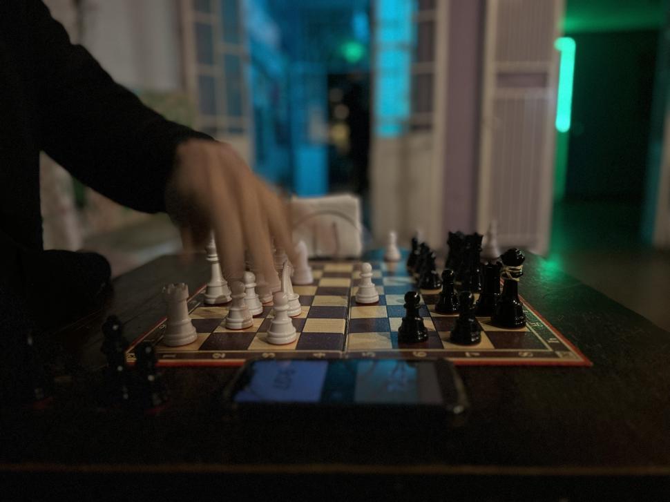 El ajedrez revoluciona las noches en Tucumán