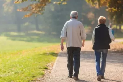 Cuál es el ritmo de caminata adecuado para ayudar a prevenir el declive cognitivo y el Alzheimer