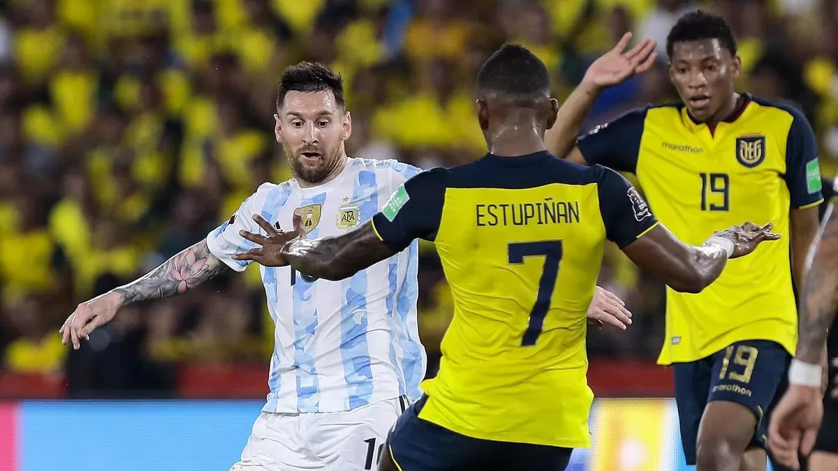 Con un golazo de Messi, Argentina derrotó a Ecuador en el Monumental