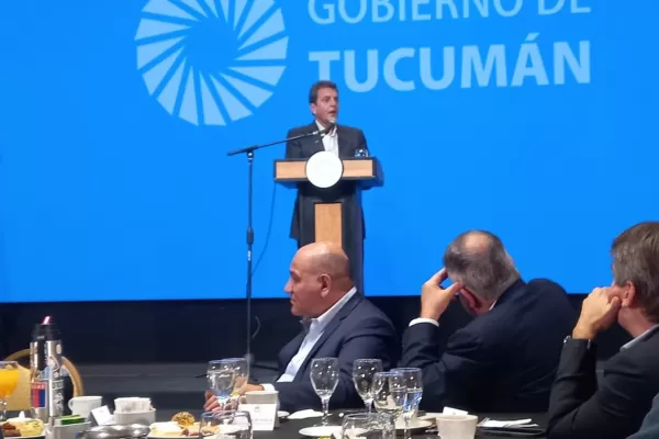 El minuto a minuto de la visita de campaña de Sergio Massa a Tucumán