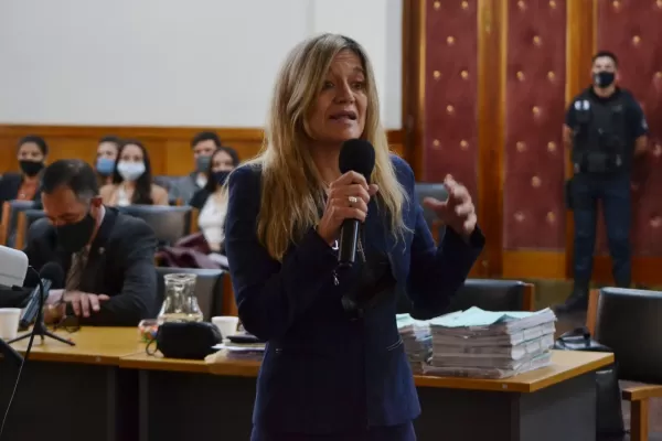 Un acusado intentó matar a una fiscal en pleno juicio en Mendoza