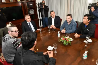 Reunión entre Jaldo y choferes de Uber: “Se buscará la forma de solucionar el conflicto”