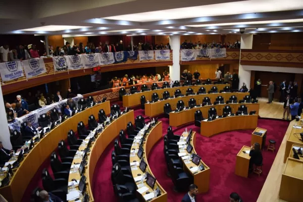 La Legislatura de Tucumán busca sesionar por tercera vez en el año