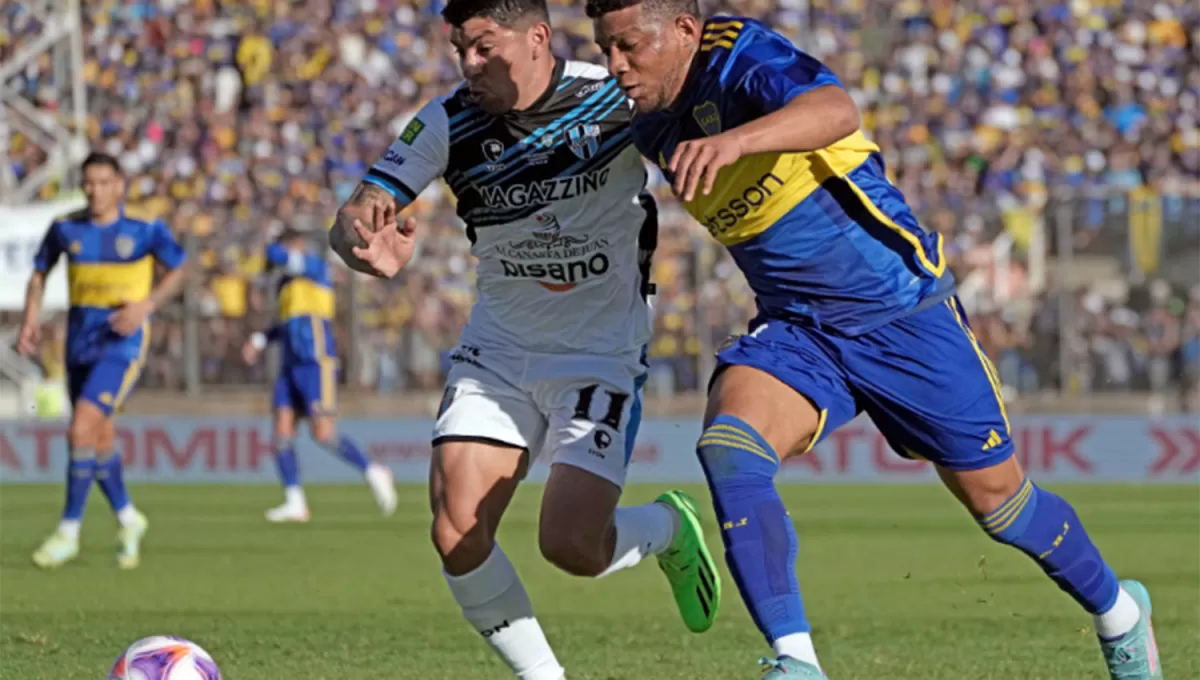TRABAJOSO. Boca Juniors viene de eliminar por penales a Almagro por la Copa Argentina.
