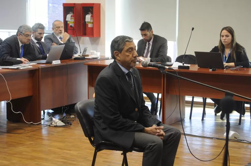 SERENO. El ex secretario de Seguridad declara en la audiencia.  LA GACETA / FOTO DE ANTONIO FERRONI