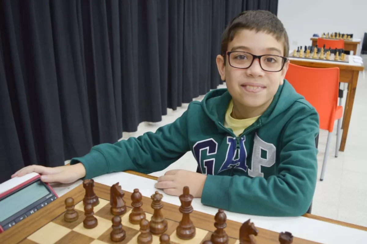 Faustino Oro fue reconocido internacionalmente por sus logros en sus partidas de ajedrez.
