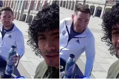 Los dobles de Messi y Maradona se juntaron a tomar mates y revolucionaron a Mar del Plata