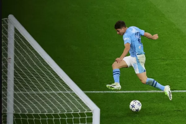 Video: el golazo de Julián Álvarez para Manchester City por la primera fecha de la Champions League