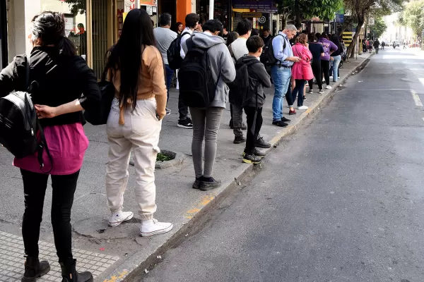 Dura advertencia de empresarios: “La semana que viene se termina el transporte en Tucumán”