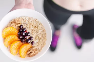 ¿Es mejor hacer ejercicio antes o después del desayuno?