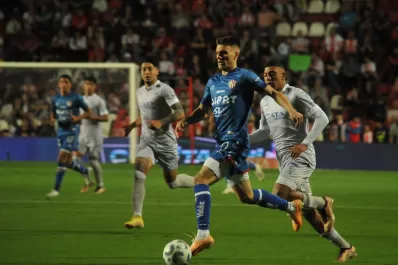 Unión y Godoy Cruz igualaron sin goles en Santa Fe