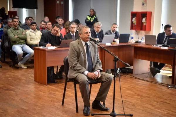 Juicio por sedición policial: Alperovich podría ser citado a declarar como testigo